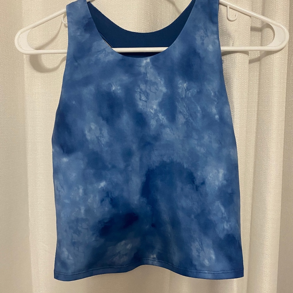 athletic tank
